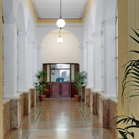 Trevi Diamond Luxury Suites & Jacuzzi Roma