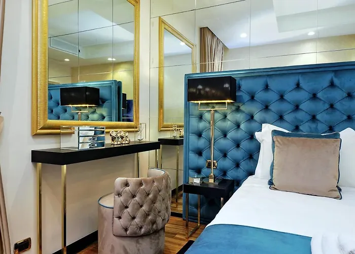 Trevi Diamond Luxury Suites & Jacuzzi * Rom